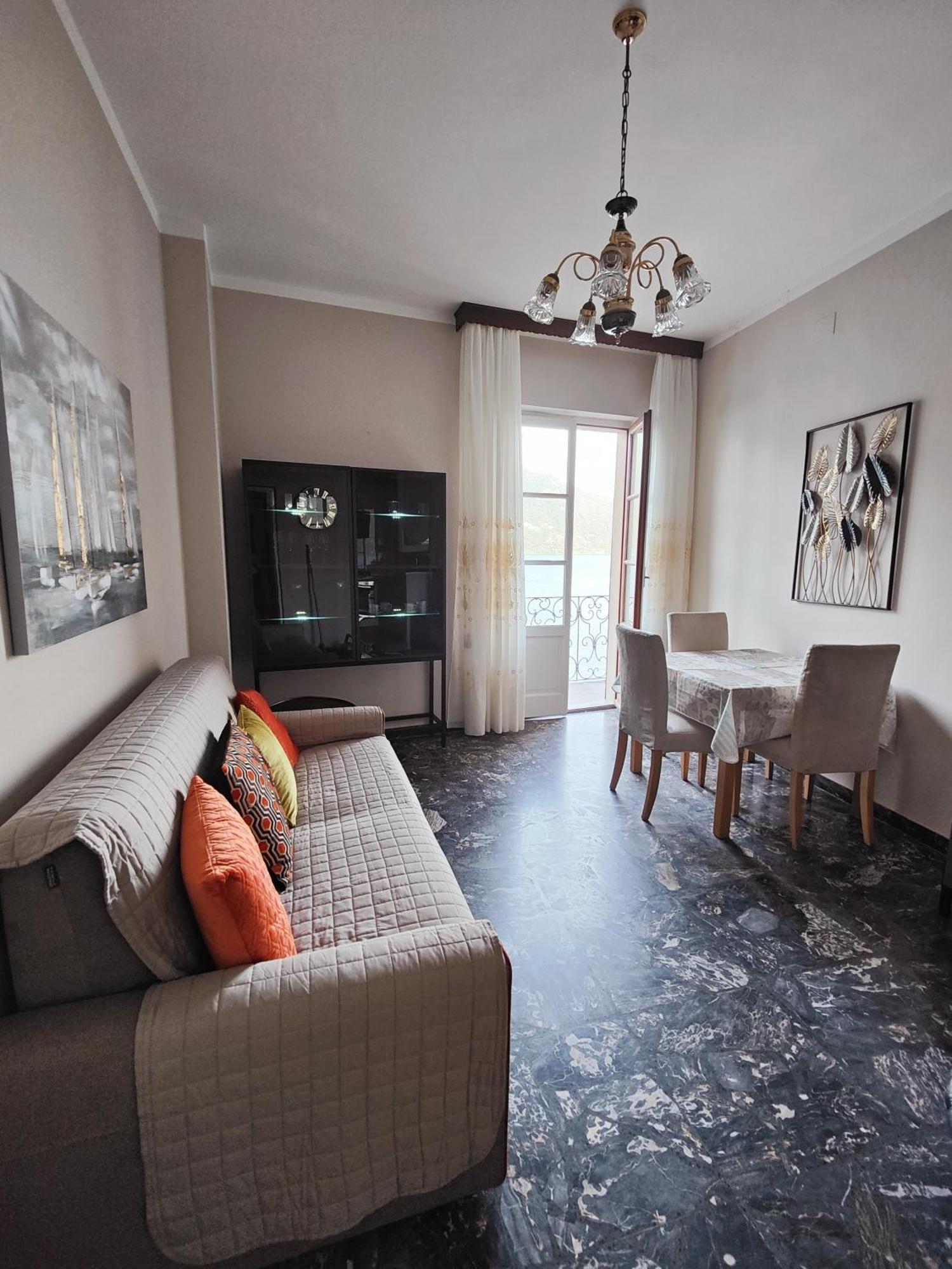 Residenza Il Gabbiano 3 Lägenhet Cannobio Exteriör bild